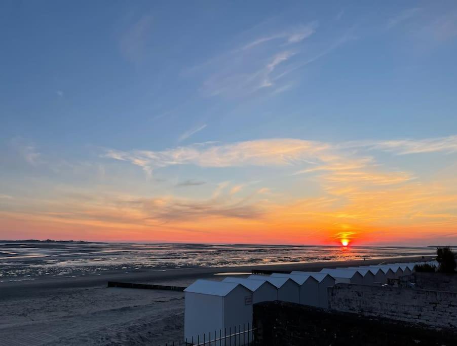 Appartamento En Plein Coeur Du Crotoy, Un Pied A Terre En Baie Le Crotoy Esterno foto